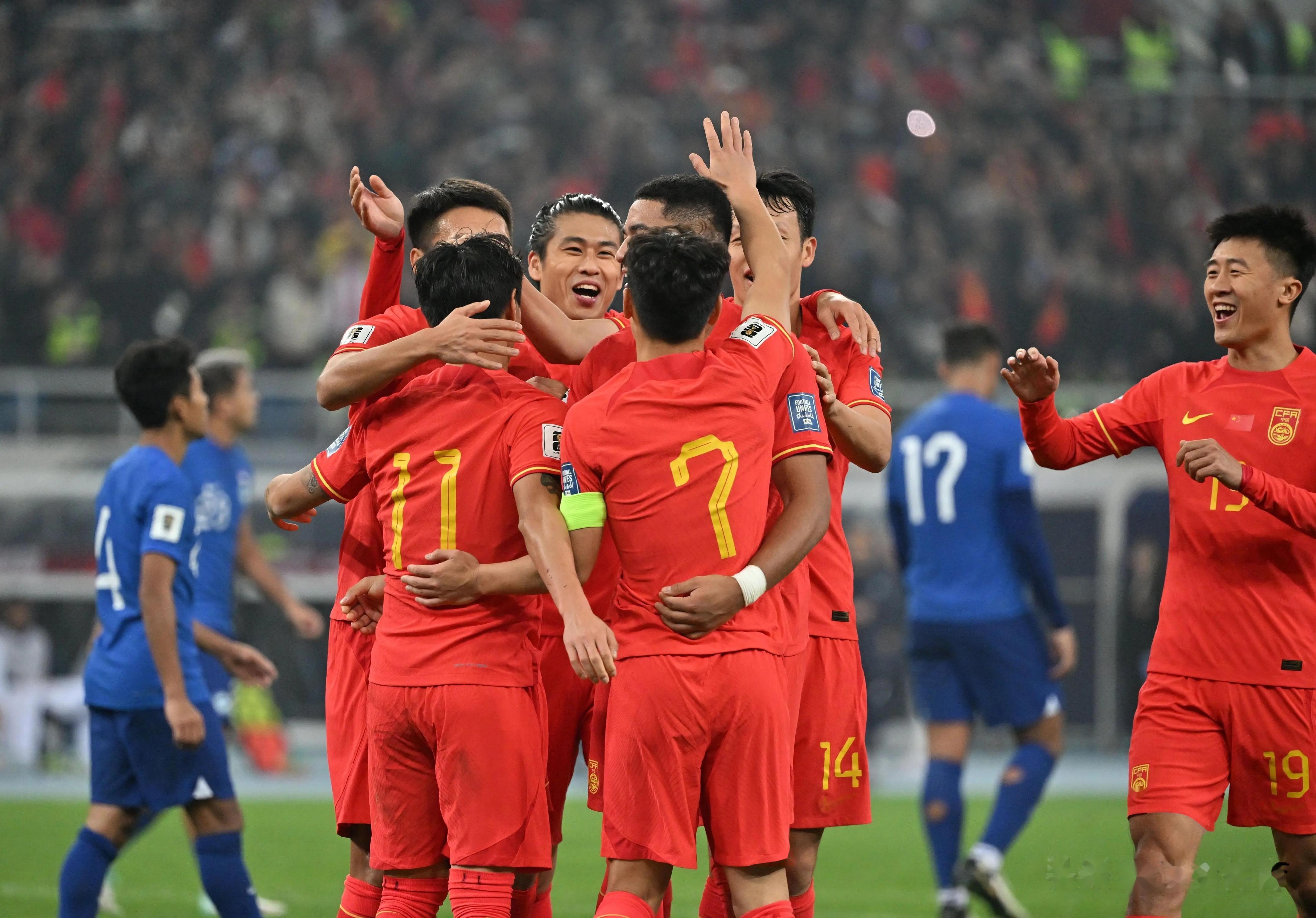 国家队晋级下一轮比赛，战胜强手取得胜利的简单介绍