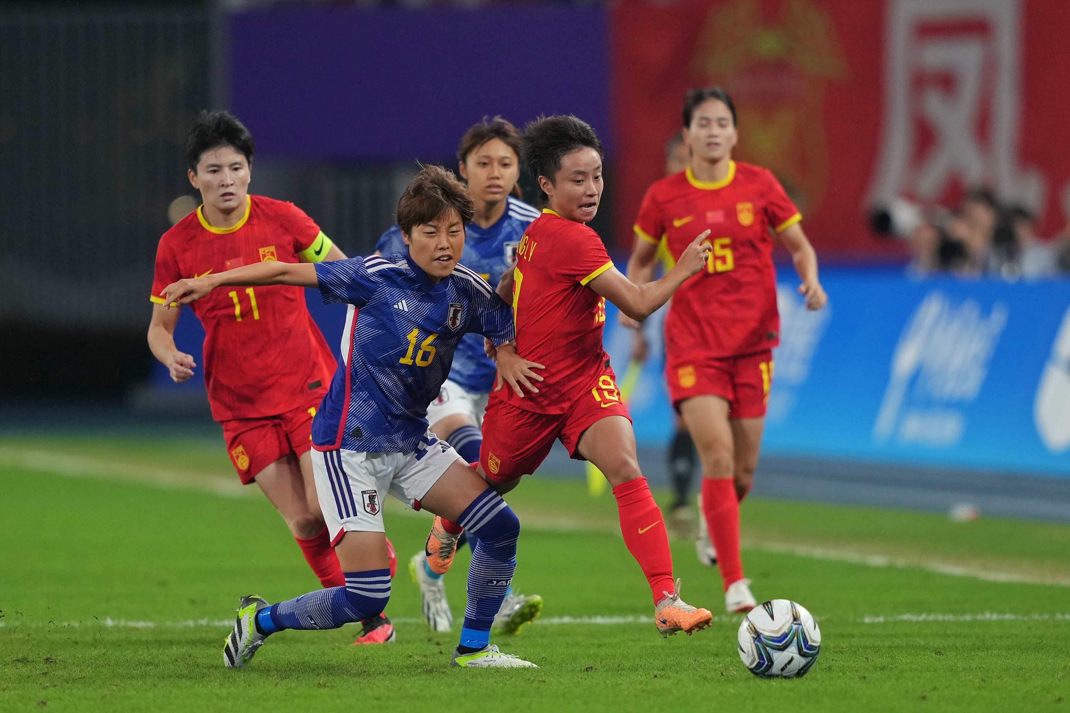 关于中国女足备战决心坚定，团结一心为国而战的信息